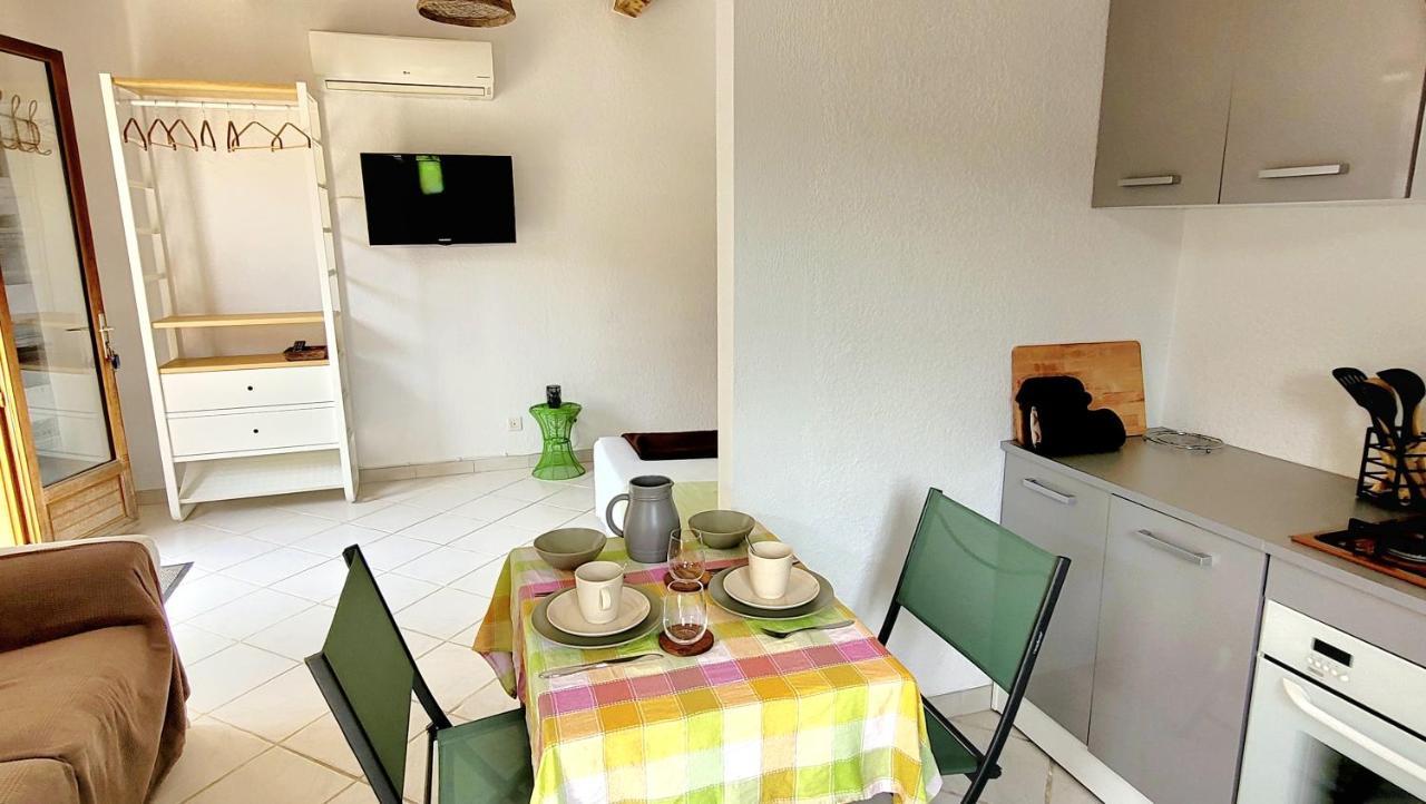 Casa de Férias Maison Independante Avec Jardin, Studio De 26M2 Tout Equipe Avec Climatisation Reversible Rochegude (Drome)